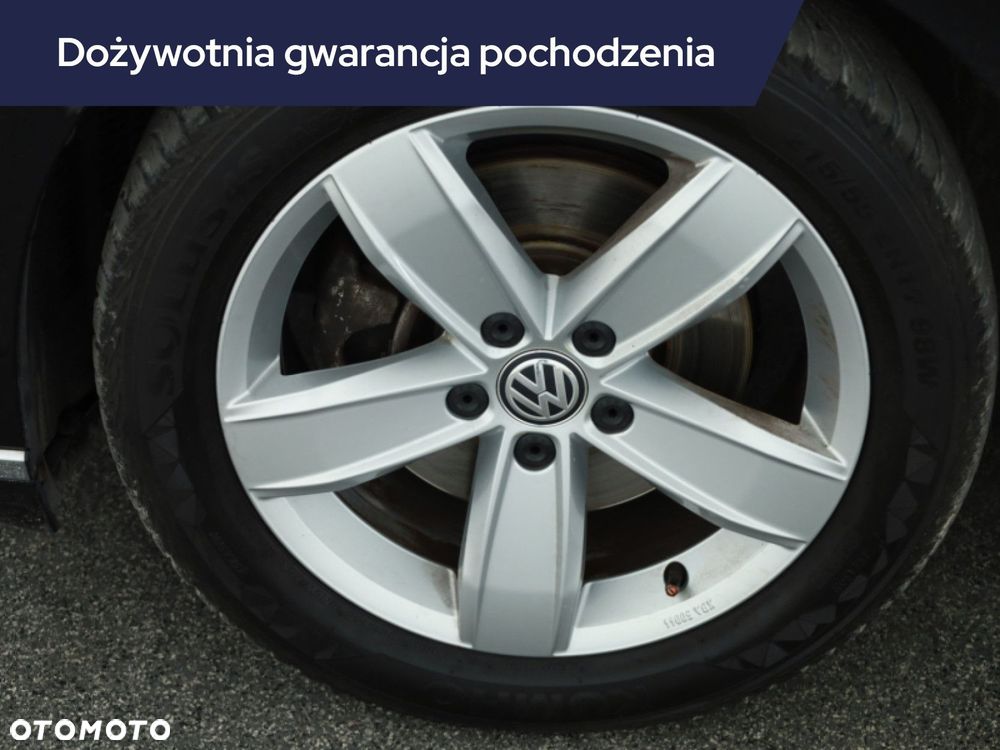 Volkswagen Passat - 21