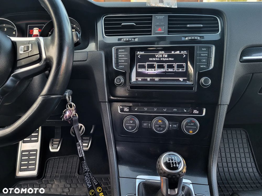 Volkswagen Golf VII 2.0 TDI BMT GTD - 25