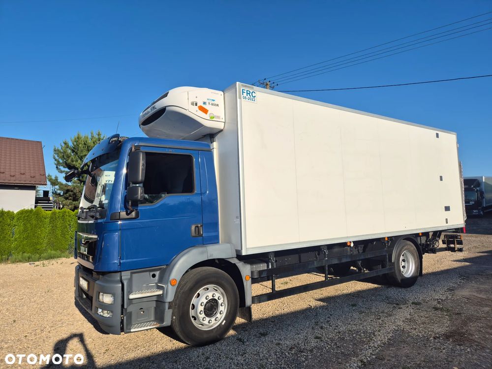 MAN TGM 18.290 Thermo King T-800r 2 zbiorniki z Niemiec 7.3m / 18 palet / winda i drzwi / OKAZJA - 9