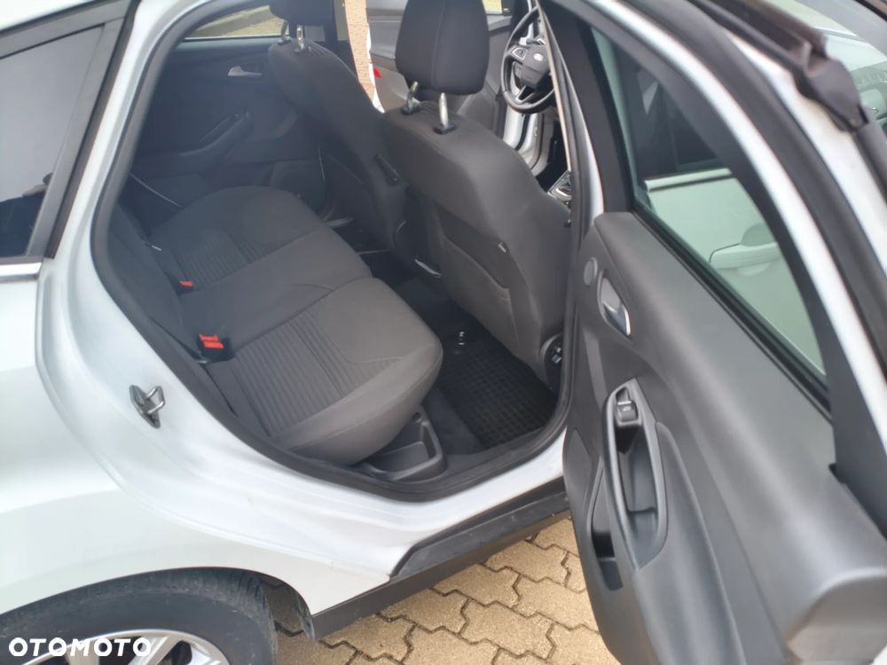 Ford Focus 1.0 EcoBoost Titanium ASS - 13