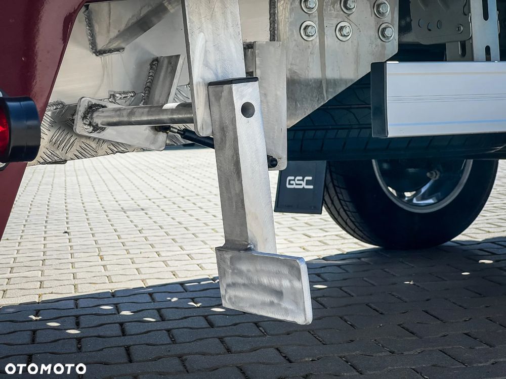 Iveco 35S18HA8 3.0 Diesel 180 KM AT8 'ZF' Autolaweta, Sypialnia, GSC - 18