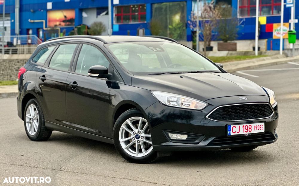 Ford Focus 1.5 EcoBlue Start-Stopp-System TITANIUM - 2