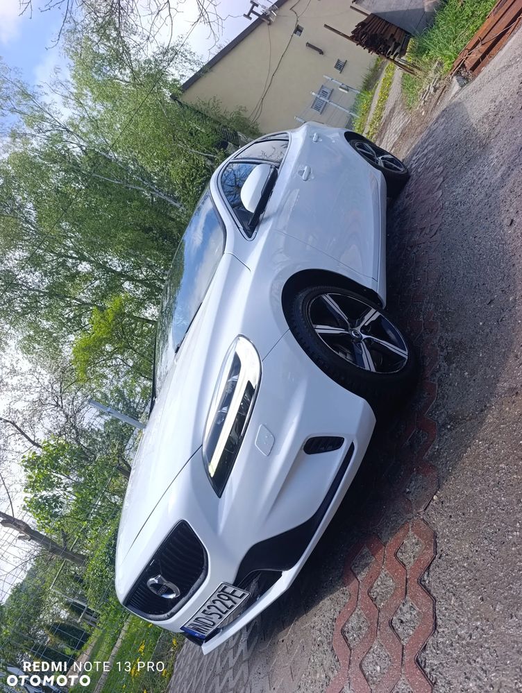 Volvo V40 D3 Geartronic RDesign - 17
