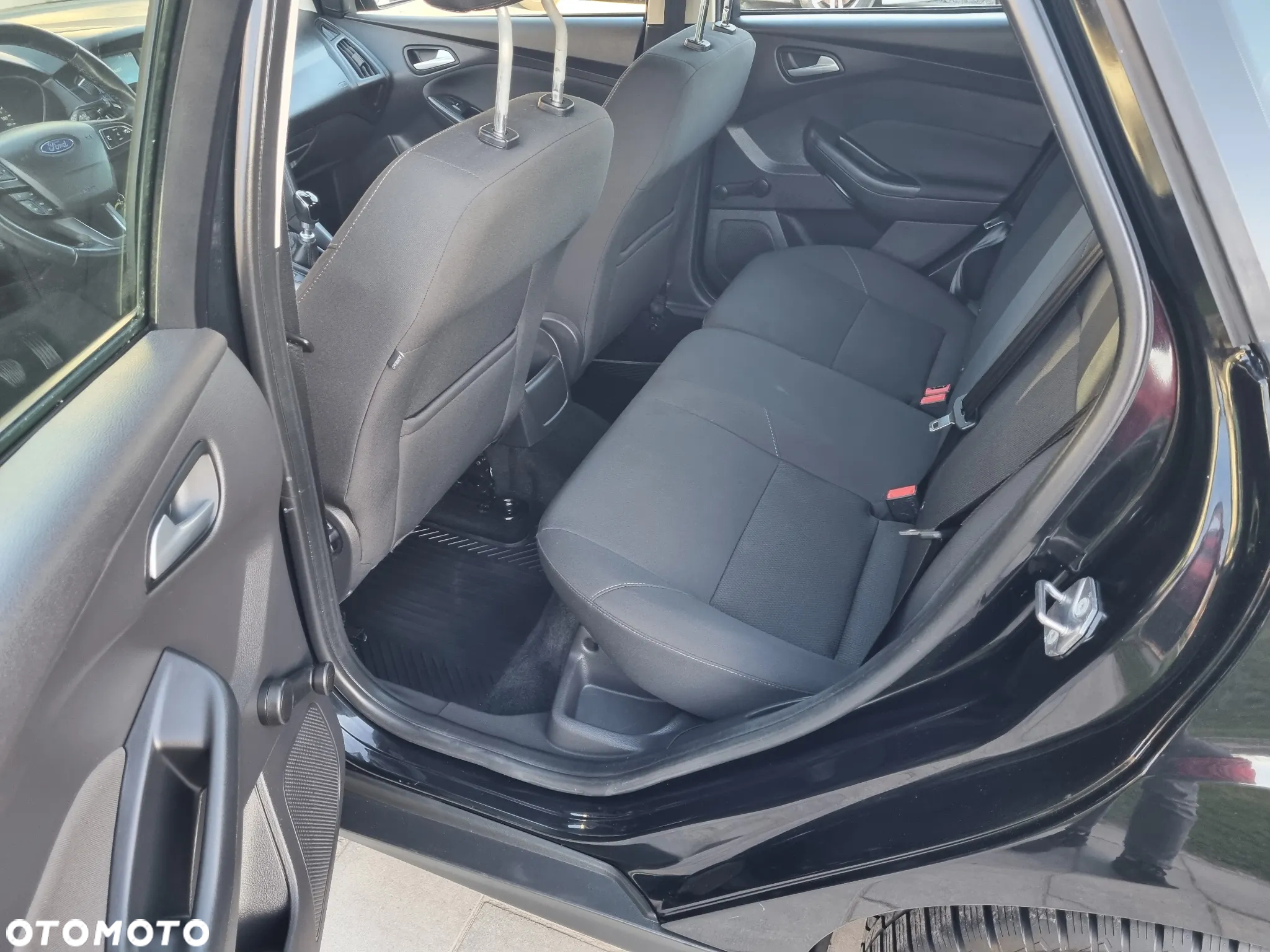 Ford Focus 1.5 EcoBlue Start-Stopp-System COOL&CONNECT - 11