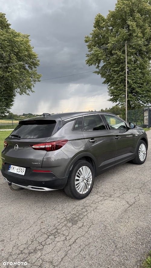 Opel Grandland X 1.6 D Start/Stop INNOVATION - 2