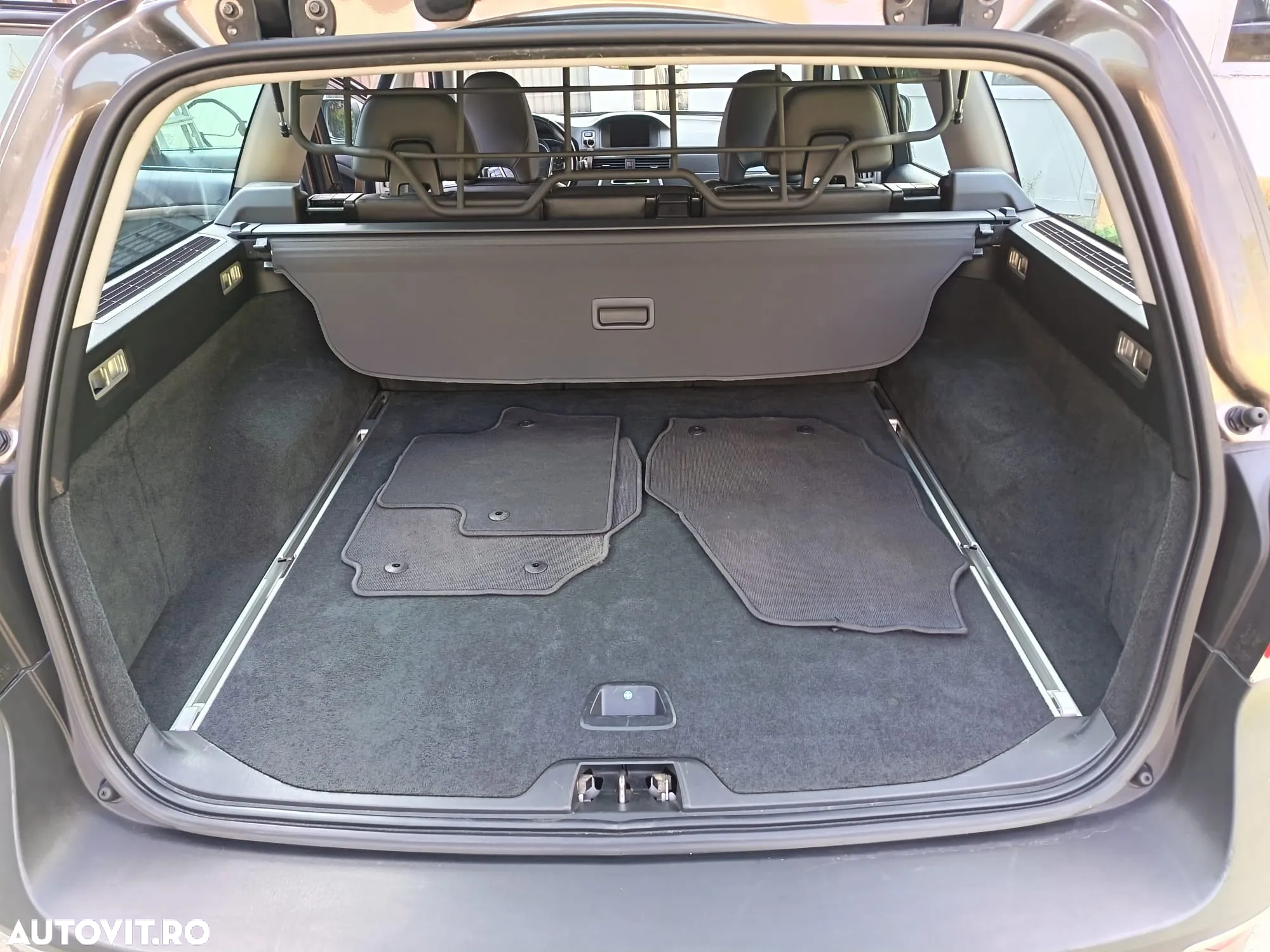 Volvo XC 70 D4AWD Momentum - 10