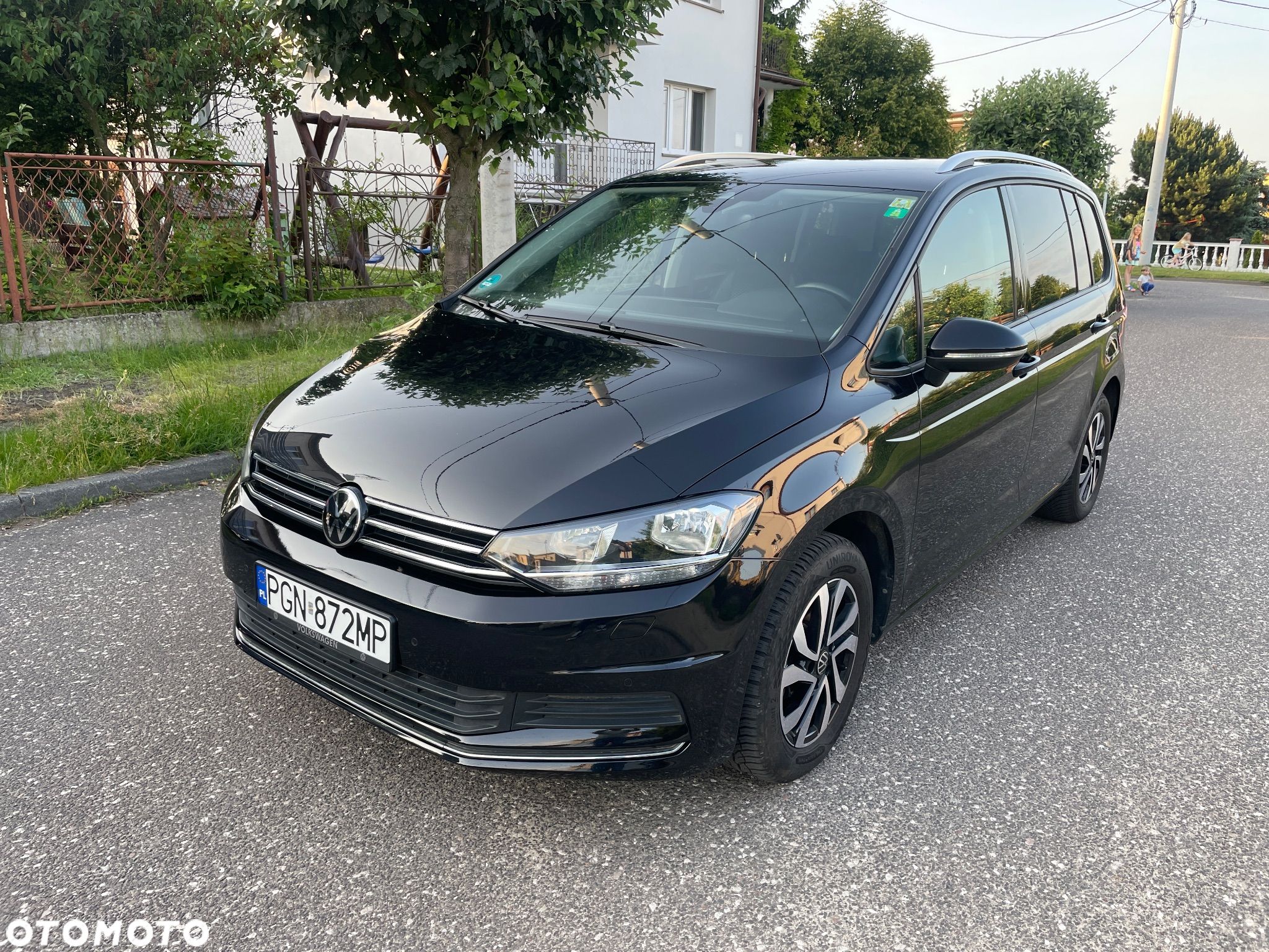 Volkswagen Touran 1.5 TSI EVO Active - 1