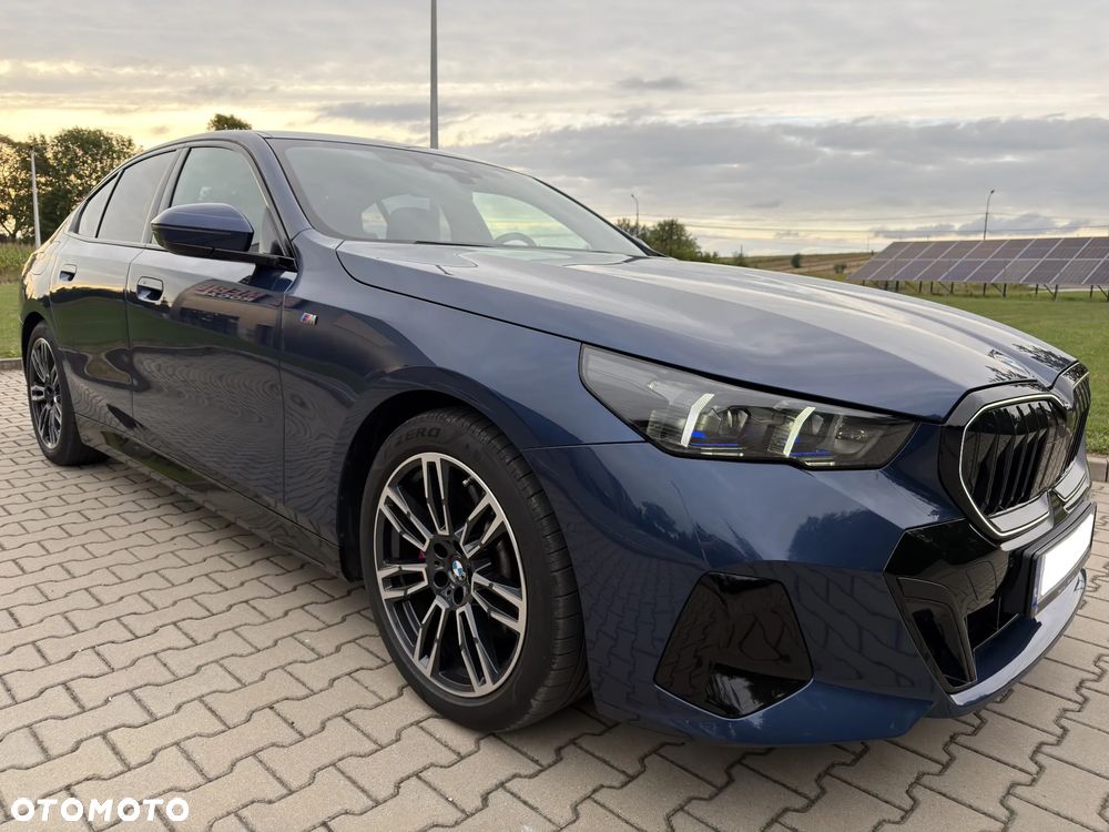 BMW Seria 5 520d xDrive mHEV M Sport - 13