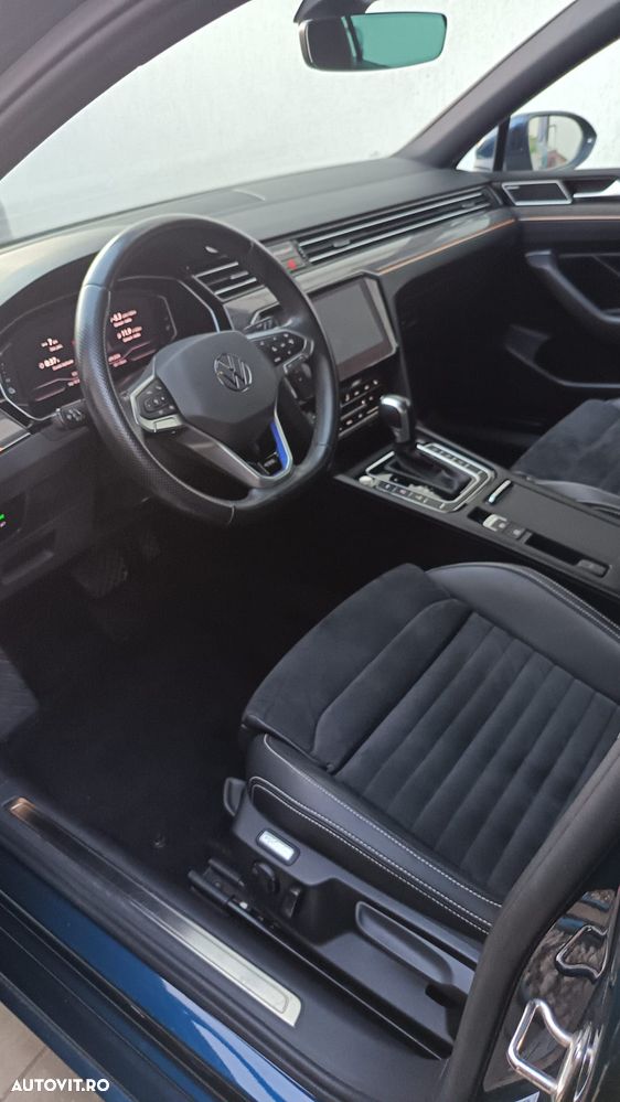 Volkswagen Passat - 12