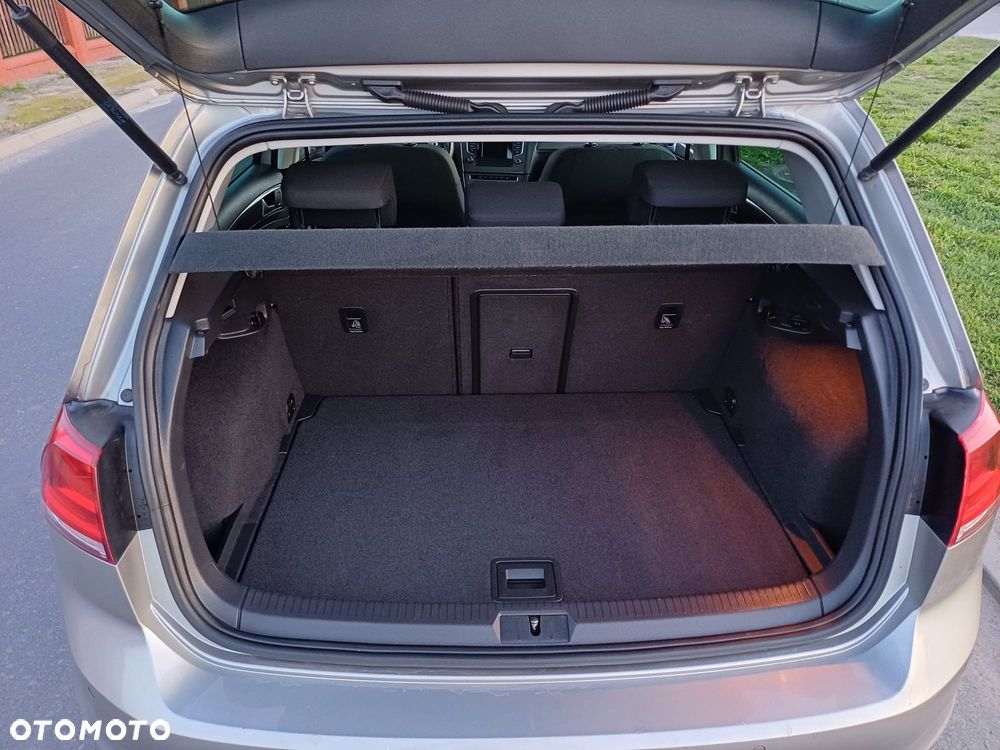 Volkswagen Golf 1.2 TSI MATCH - 11