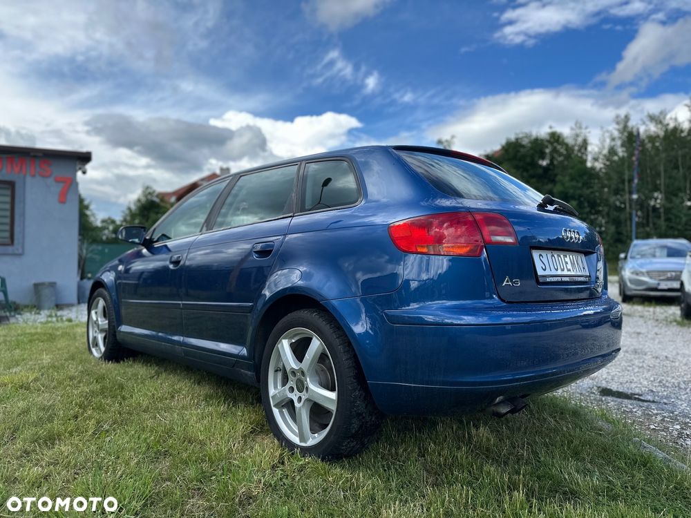 Audi A3 Sportback 2.0 TDI Ambiente - 11