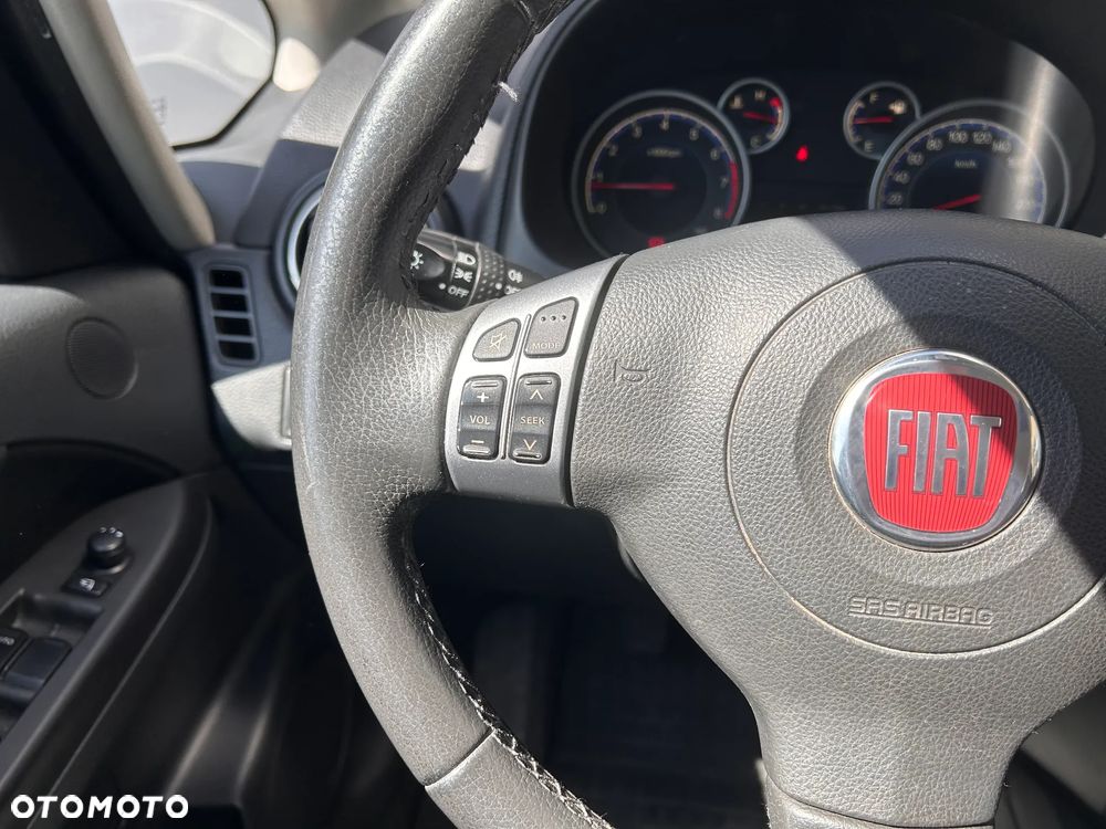 Fiat Sedici 1.6 16V 4x2 Emotion - 20