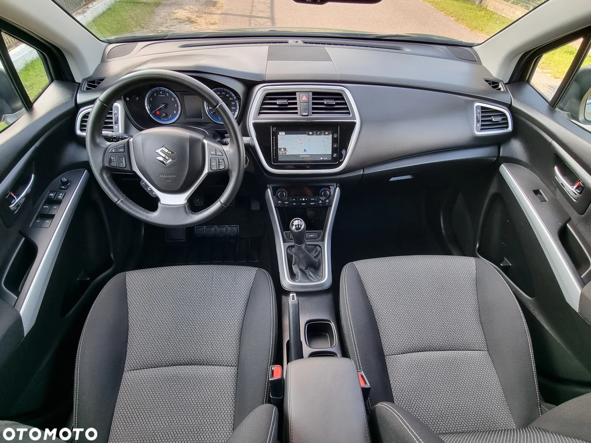 Suzuki SX4 S-Cross 1.6 VVT 4x2 limited+ - 31