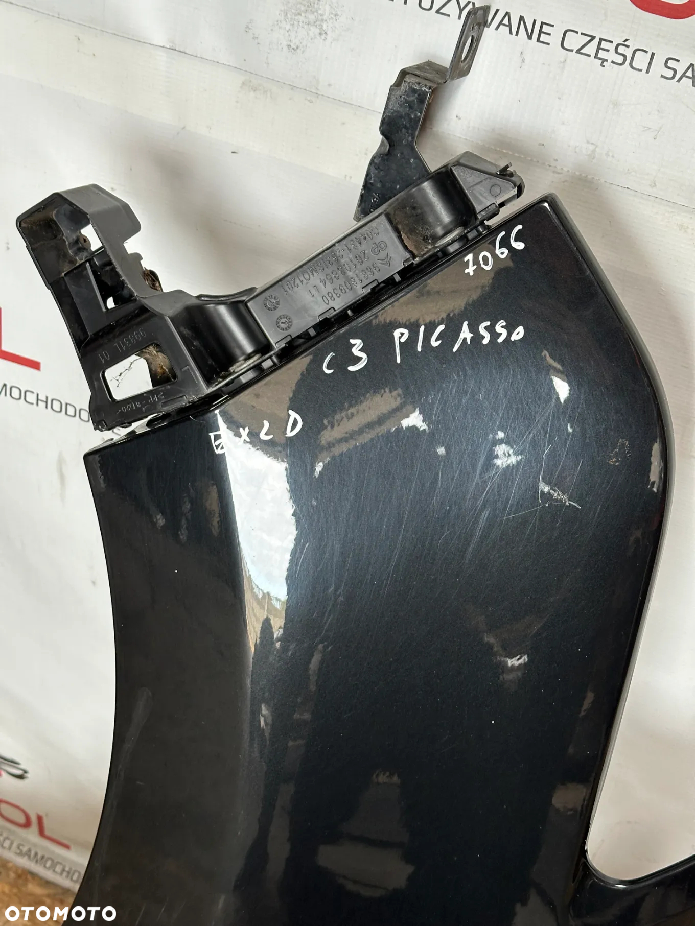 BŁOTNIK PRZEDNI LEWY CITROEN C3 PICASSO - 2
