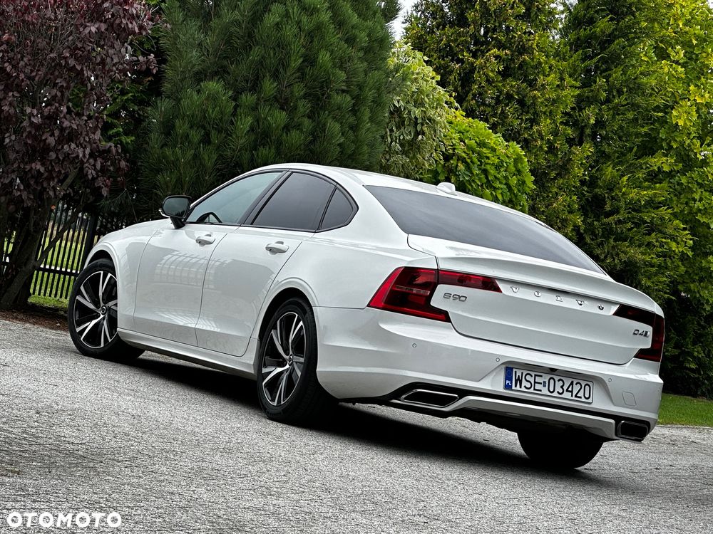 Volvo S90 D4 R-Design - 23