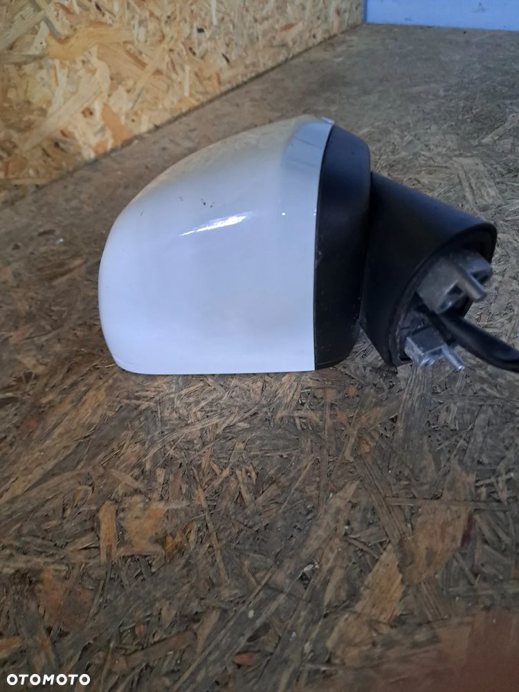 Volvo XC40 lusterko lewe zewnetrzne kod lakieru 614  9 pin - 2