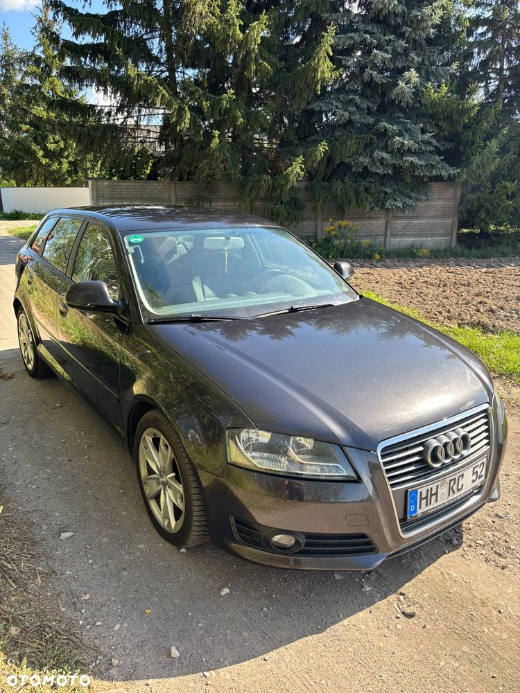 Audi A3 Sportback 1.6 TDI DPF Attraction - 1