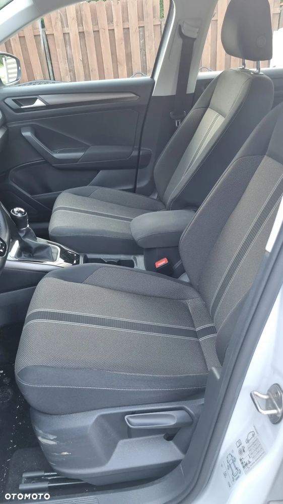 Volkswagen T-Roc 1.6 TDI SCR - 12