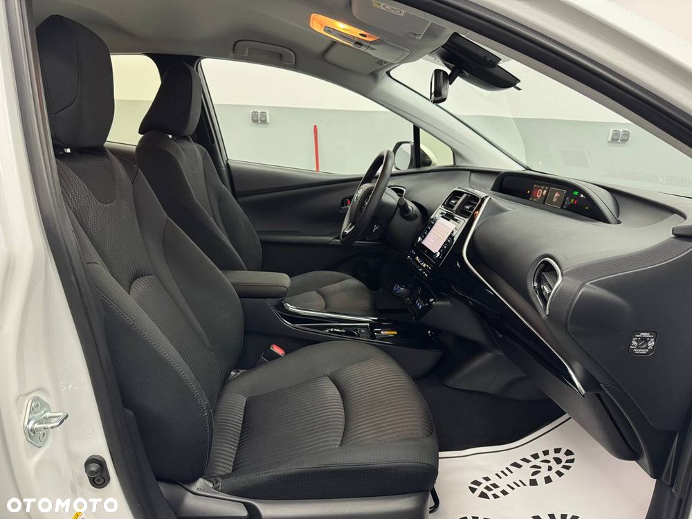 Toyota Prius 1.8 Hybrid Premium - 31