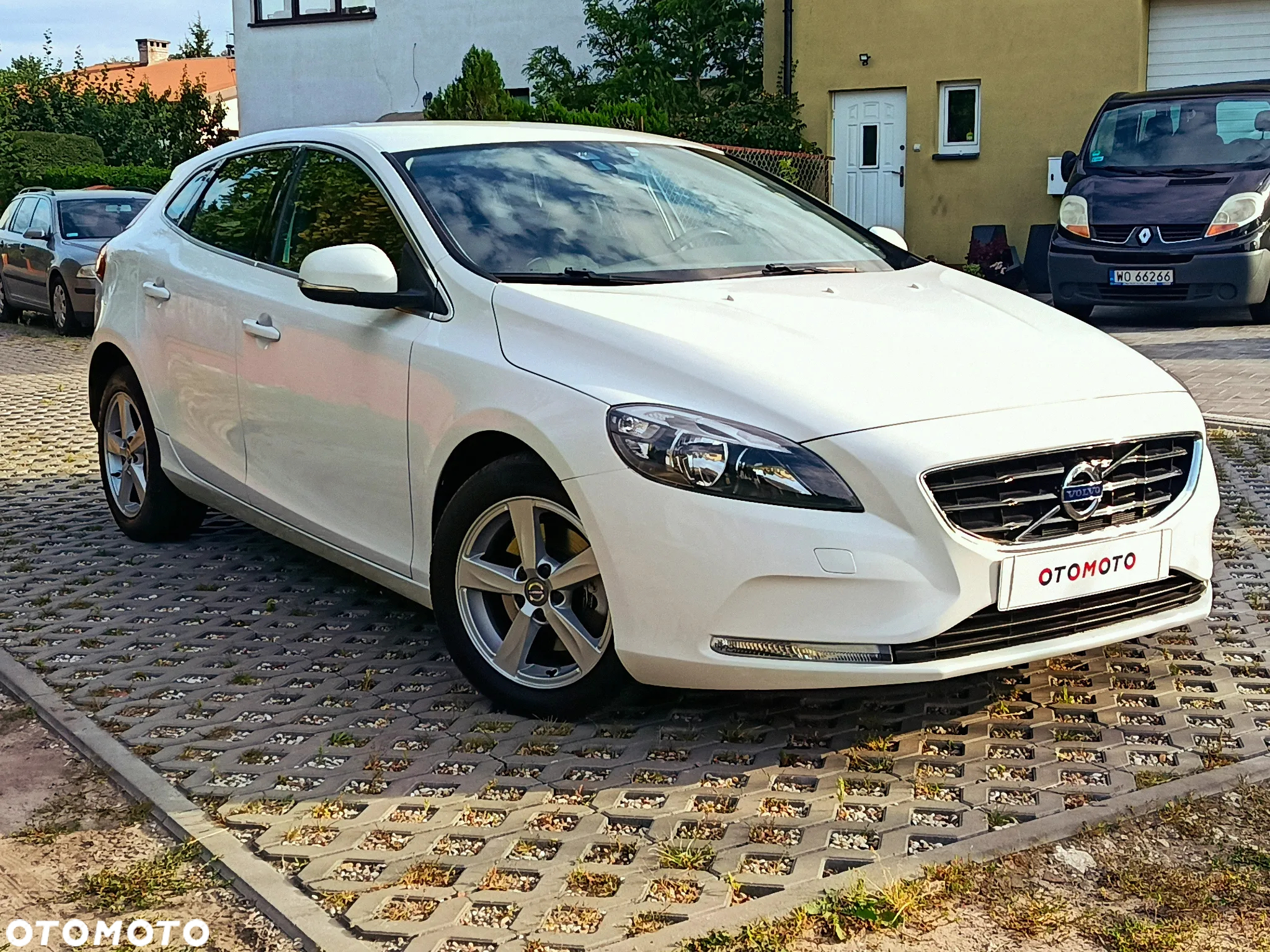 Volvo V40 D2 Momentum - 2