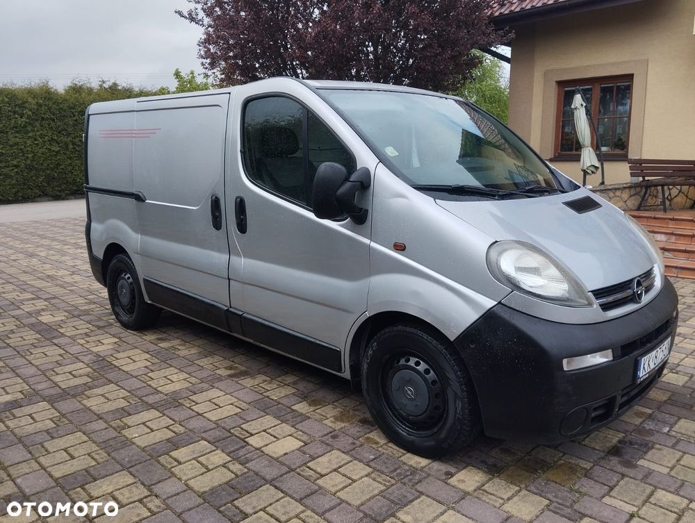 Opel Vivaro - 1