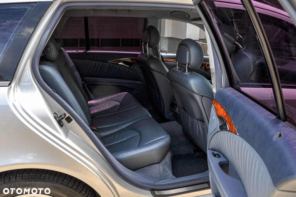 Mercedes-Benz Klasa E 350 4-Matic T Avantgarde - 12