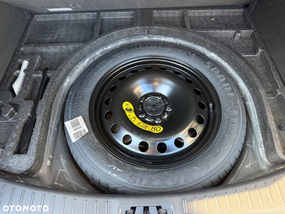 Ford Kuga 2.0 TDCi 2x4 Vignale - 29