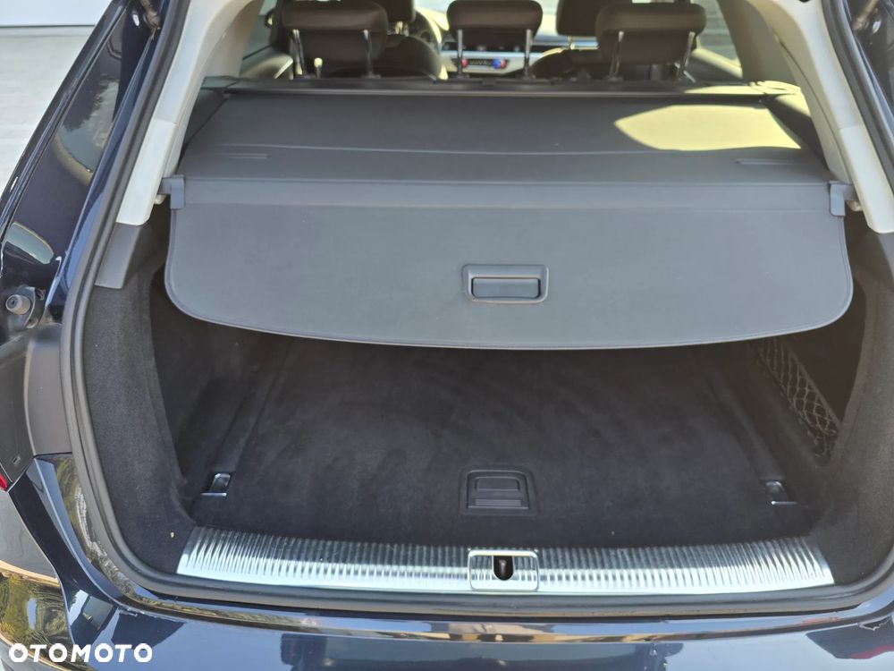 Audi A4 Allroad - 11