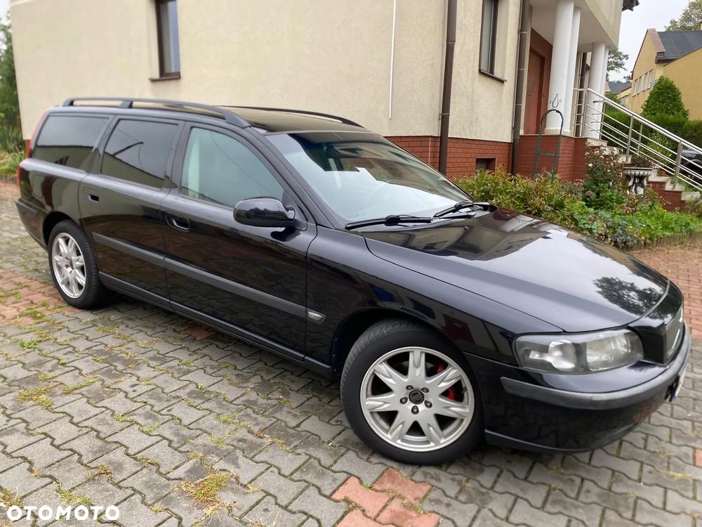 Volvo V70 2.4 Summum - 1