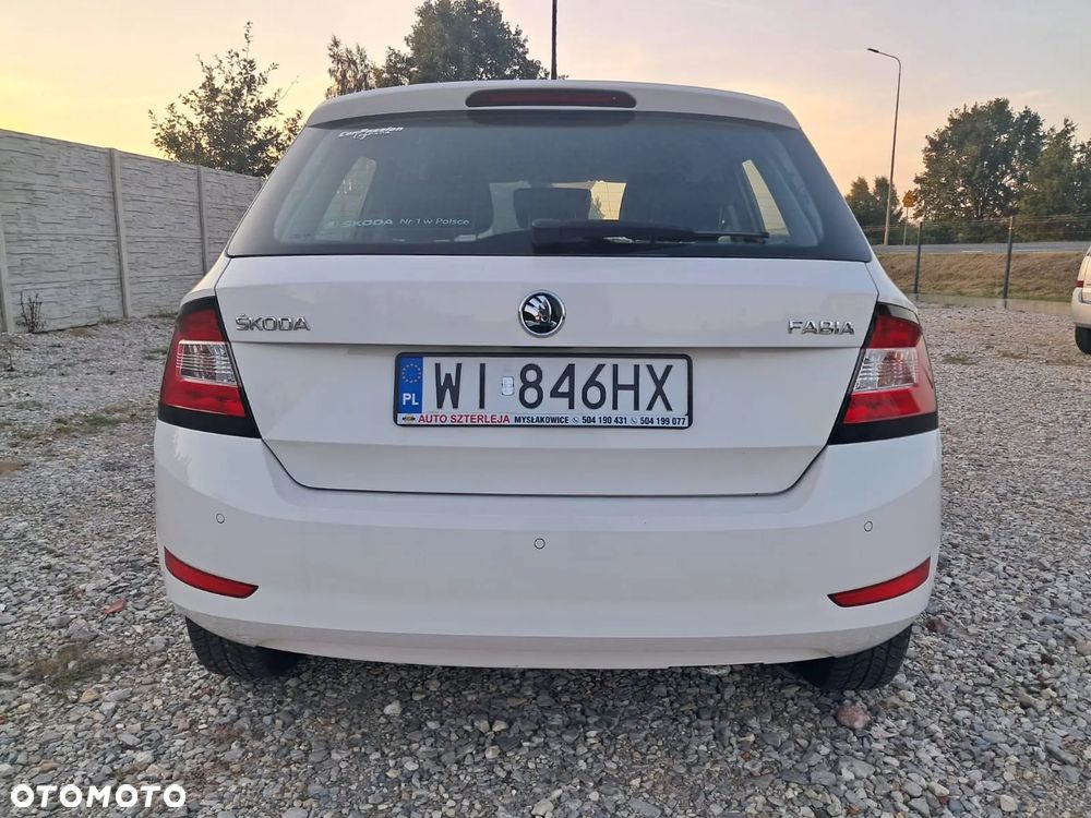 Skoda Fabia - 25