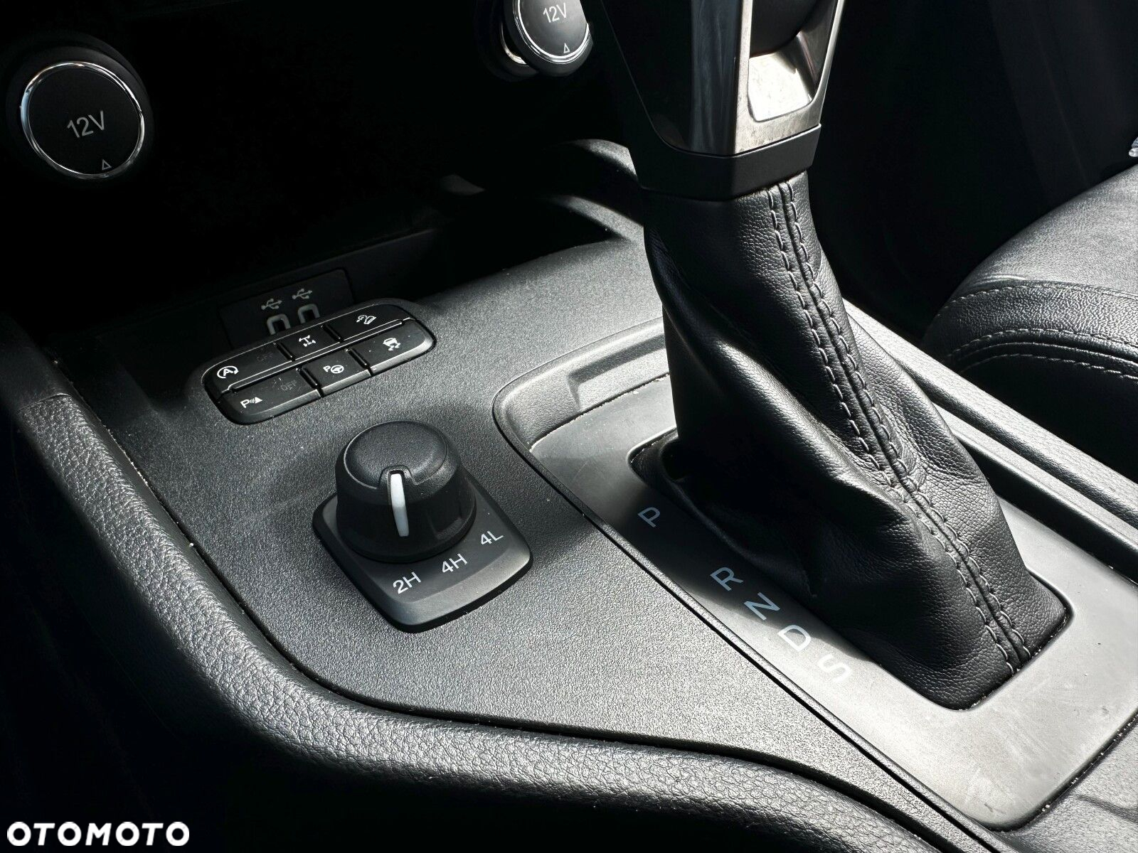 Ford Ranger 2.0 EcoBlue 4x4 DC Limited - 10