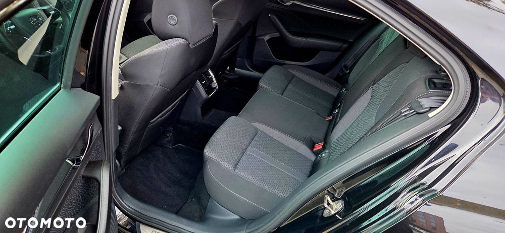 Skoda Octavia 1.5 TSI ACT Style - 12
