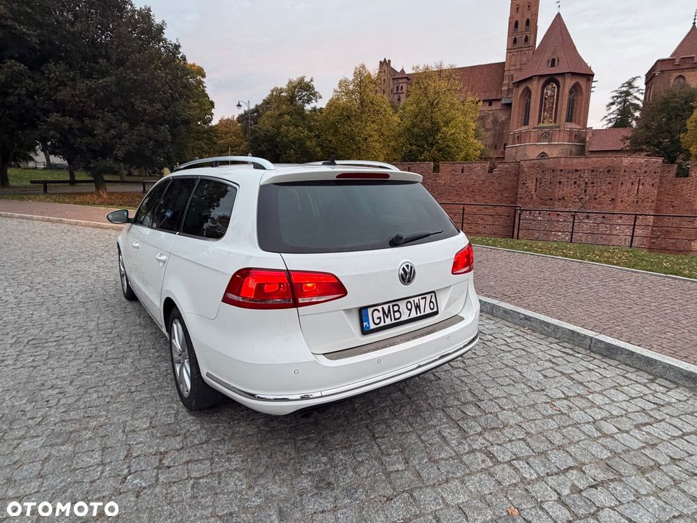 Volkswagen Passat 2.0 TDI Highline DSG - 13