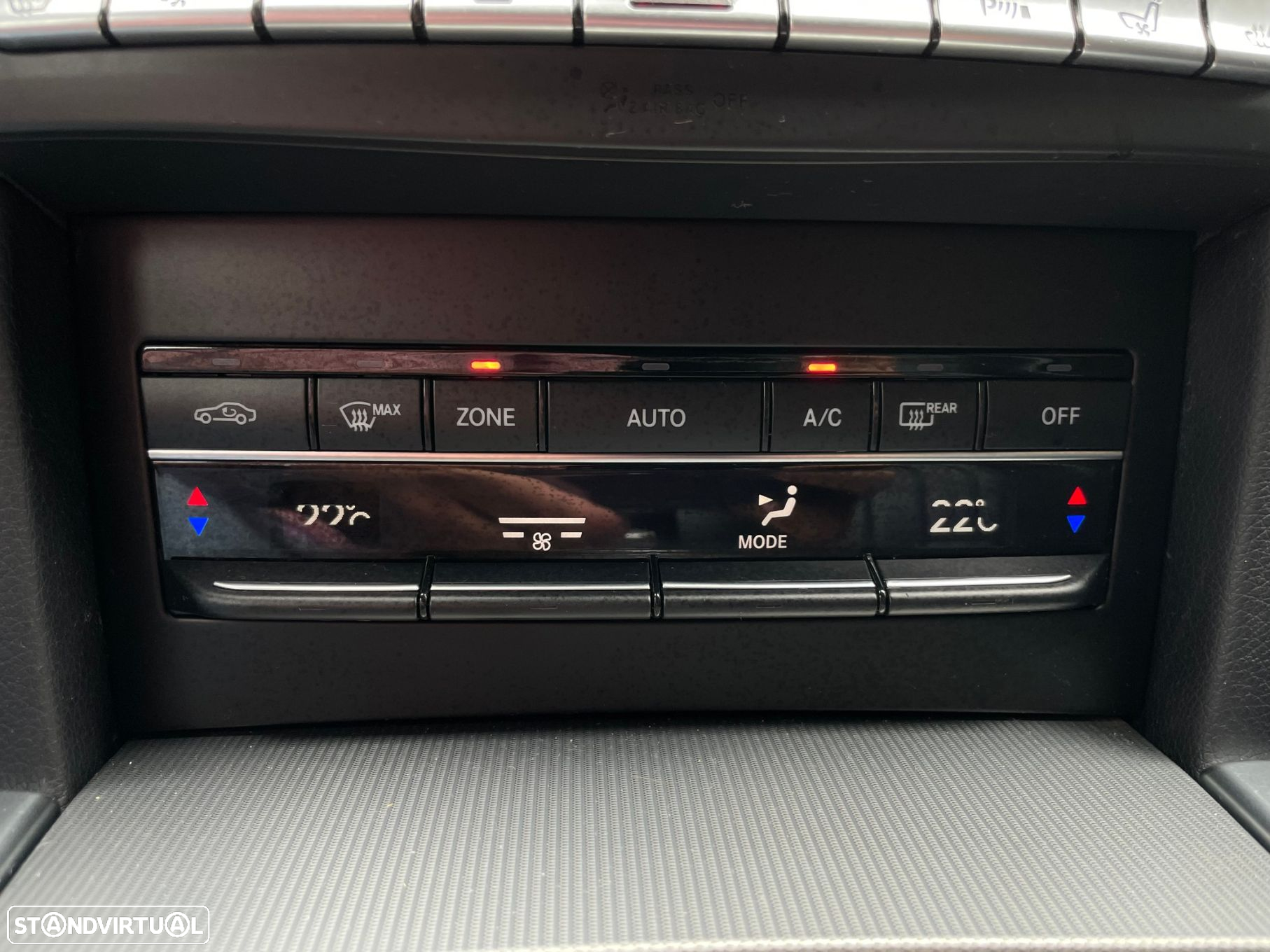 Mercedes-Benz E 250 CDi Avantgarde BlueEfficiency Auto. - 23