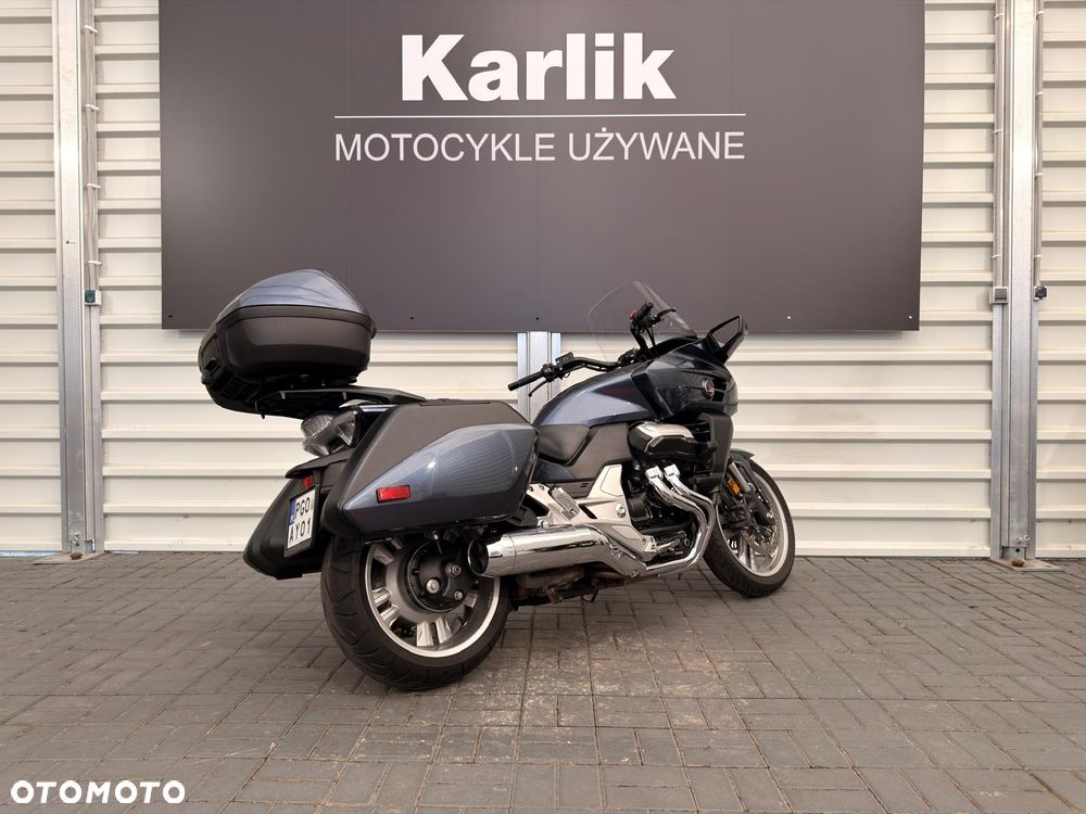 Honda CTX - 3