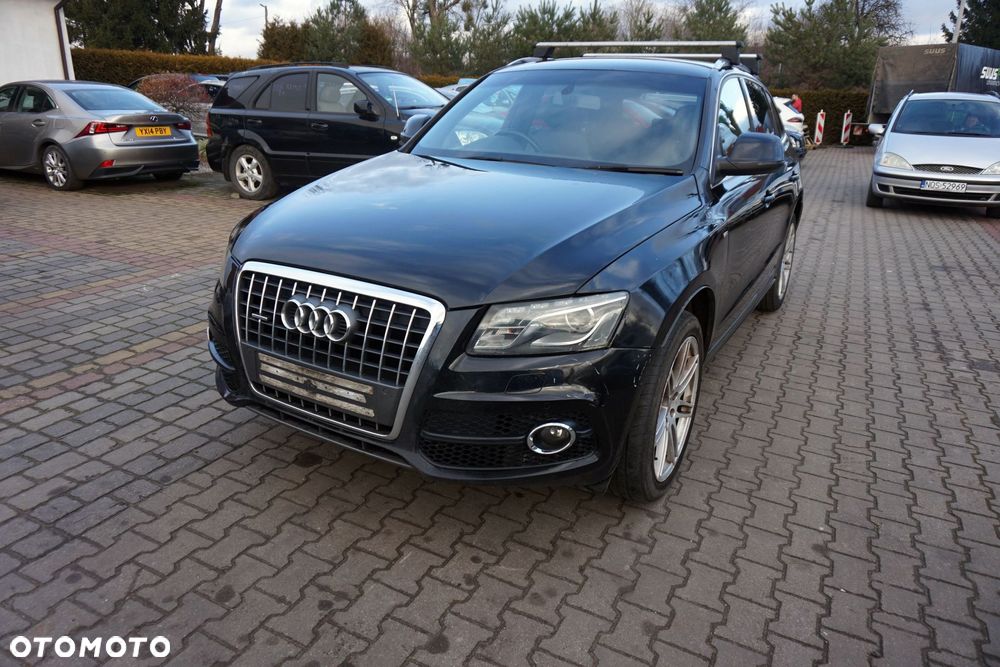 AUDI Q5 I 8R 2009 LZ9Y 2.0 TDI CAHA 170KM KWT CZARNY na części - 1