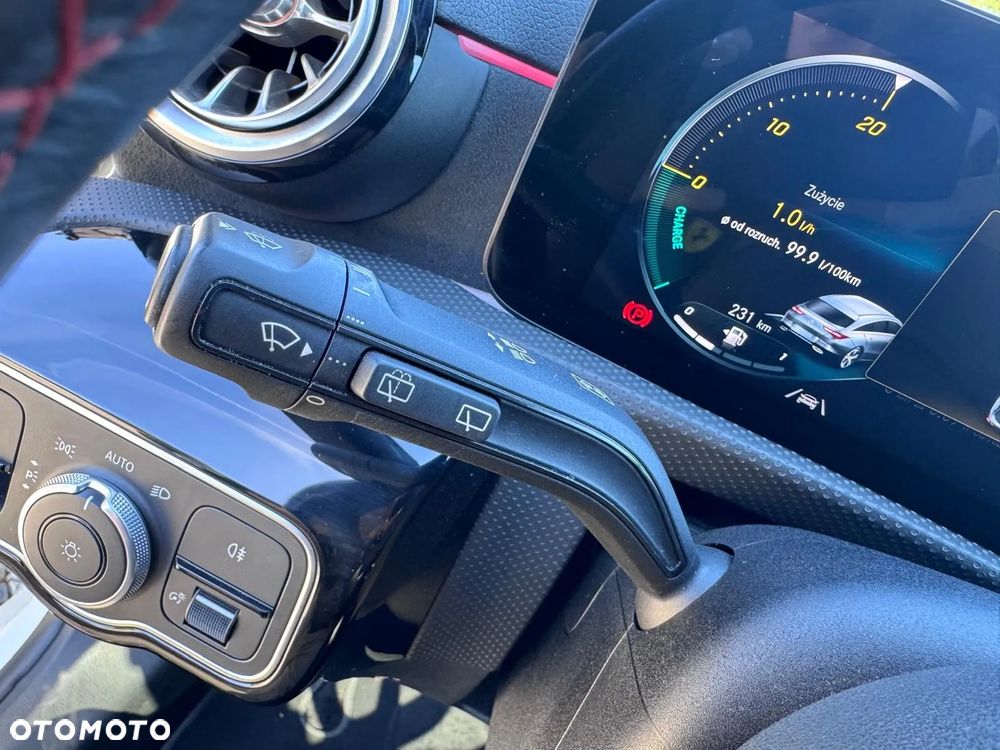 Mercedes-Benz CLA 250 AMG Line 7G-DCT - 22