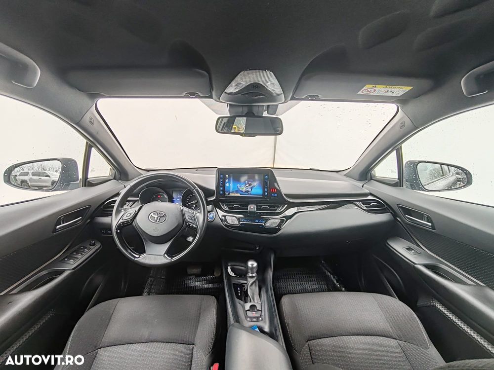 Toyota C-HR - 9