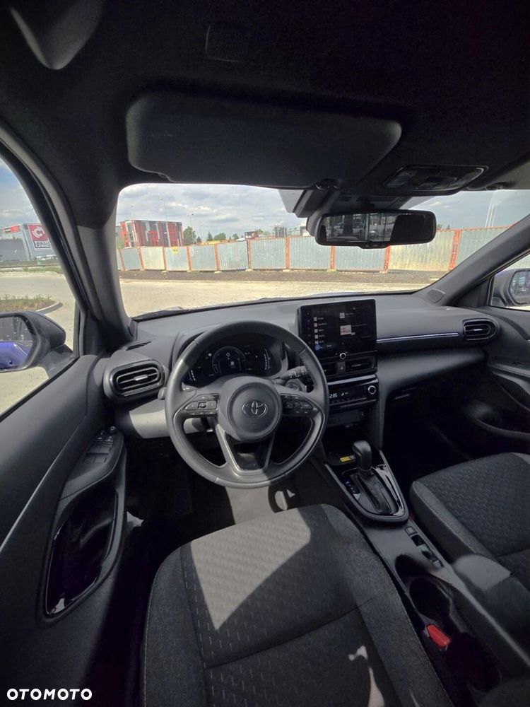 Toyota Yaris Cross Hybrid 1.5 Style - 17