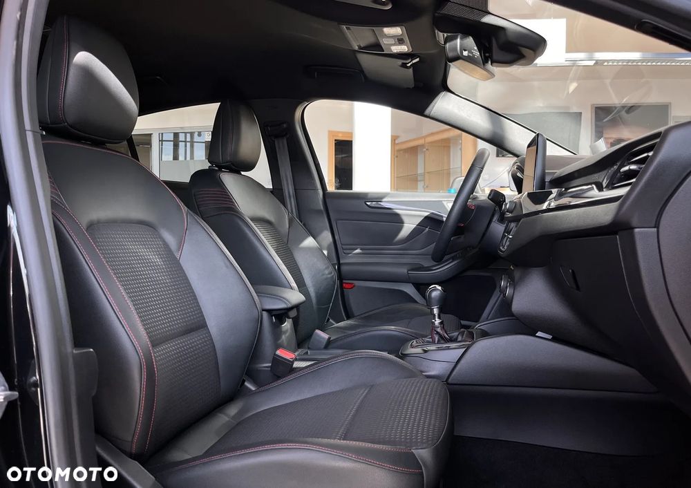 Ford Focus 1.5 EcoBoost ST-Line Black ASS - 27