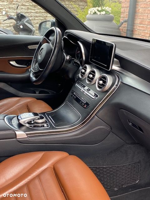 Mercedes-Benz GLC - 2