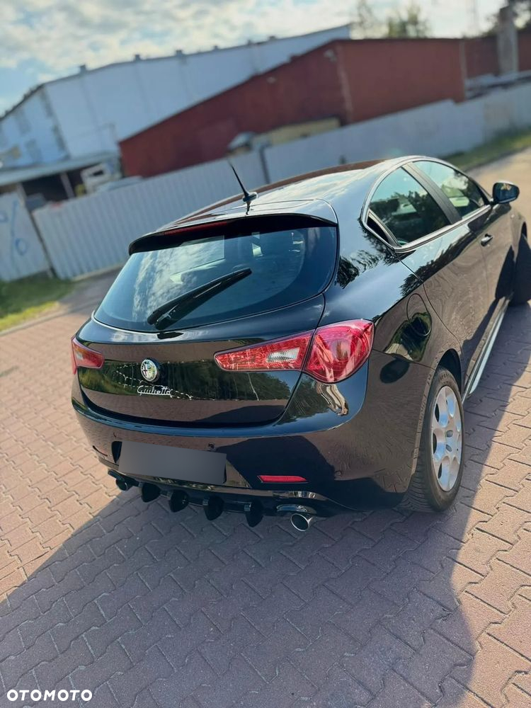Alfa Romeo Giulietta 2.0 JTDM Veloce - 11