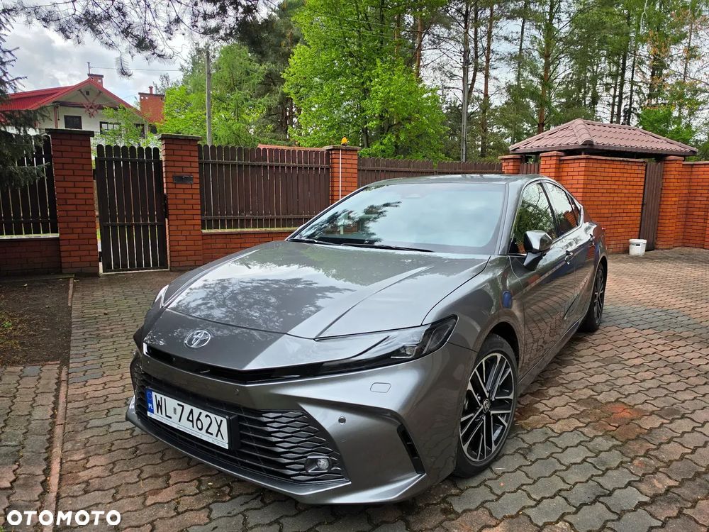 Toyota Camry 2.5 Hybrid Dynamic Force Executive e-CVT - 1