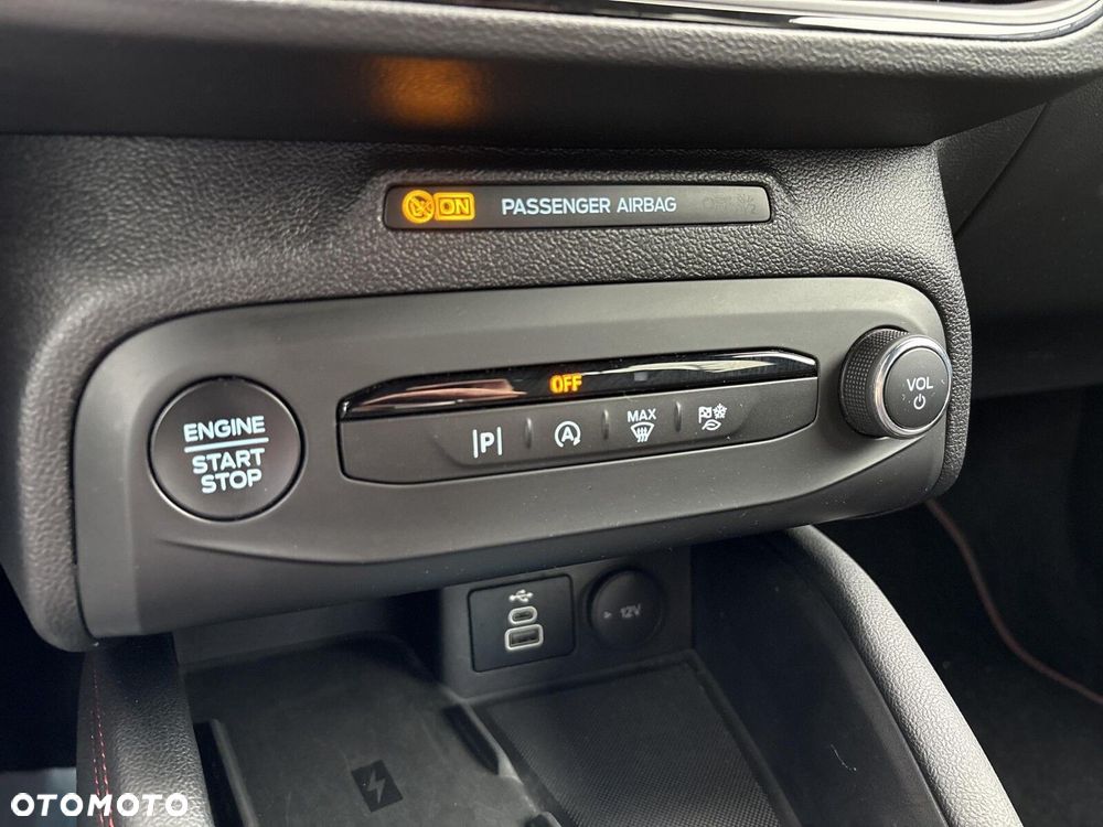 Ford Focus - 25