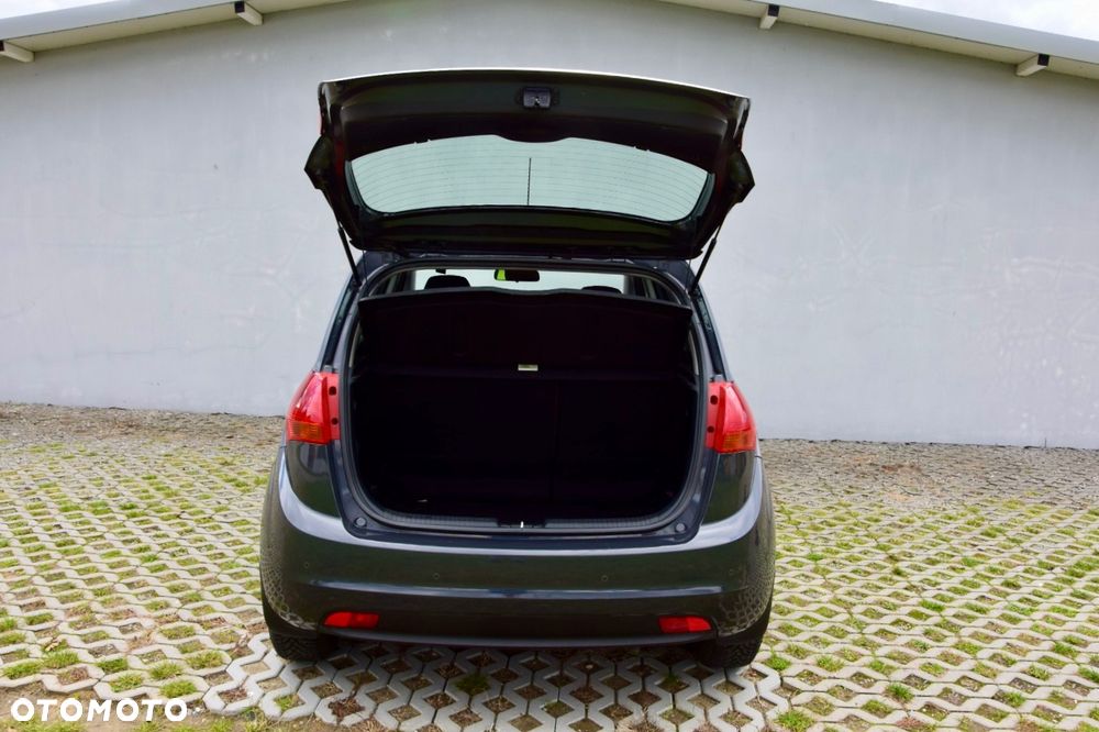 Kia Venga 2018 photo 4