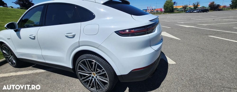 Porsche Cayenne Coupe Tiptronic S Platinum Edition - 10