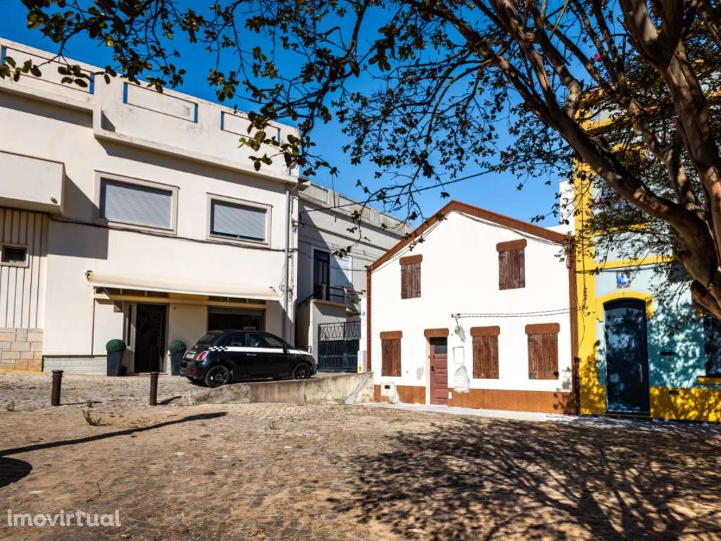 Moradia para reabilitar centro Histórico Buarcos- MURALHAS - Grande imagem: 2/24