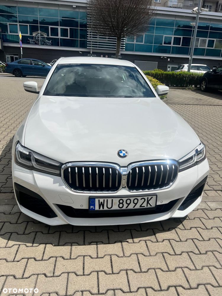 BMW Seria 5 540d xDrive mHEV M Sport sport - 2