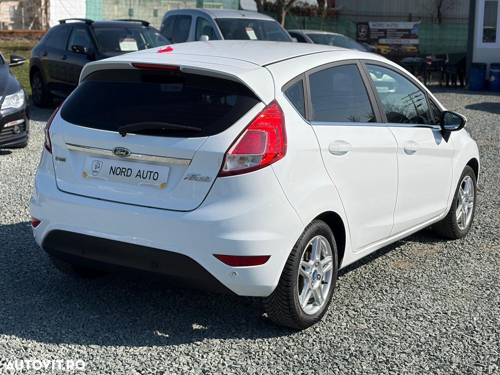 Ford Fiesta - 6