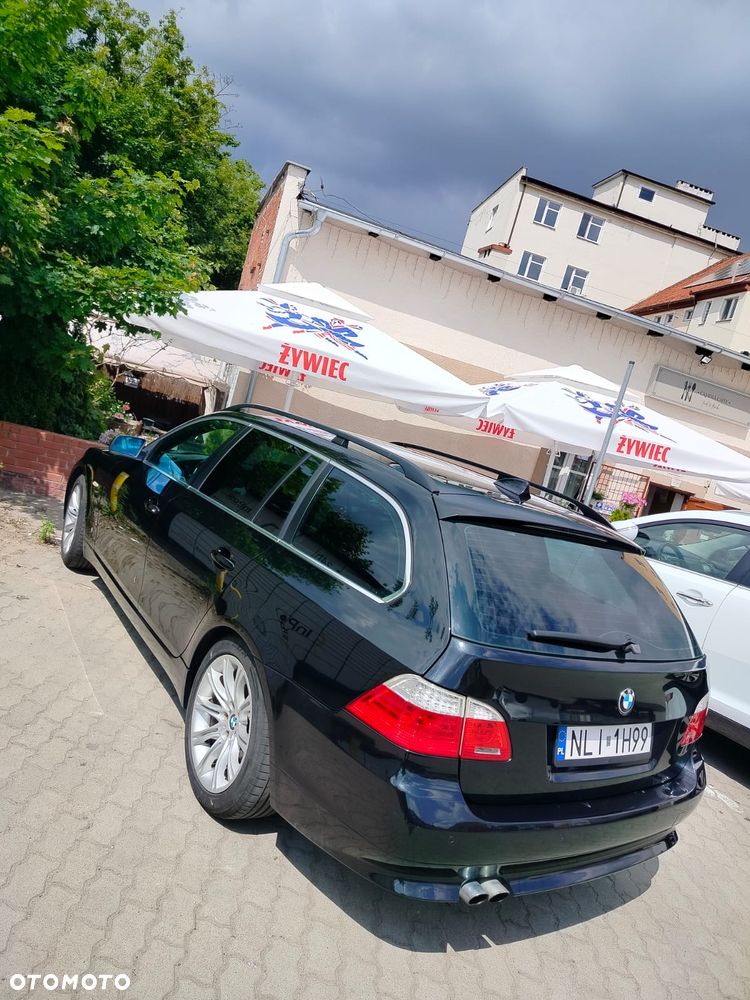 BMW Seria 5 525d - 14